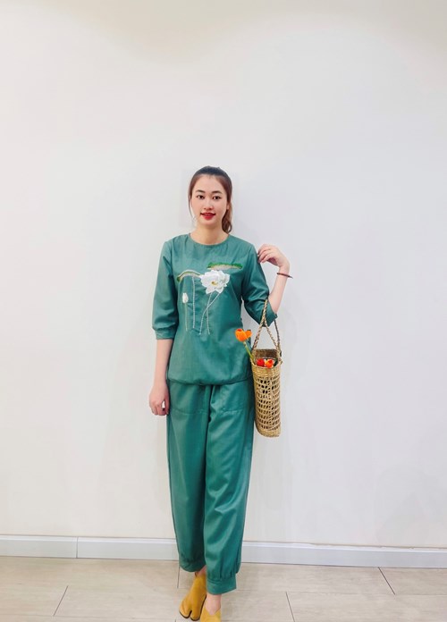 Kiểu Sen Nơ.
