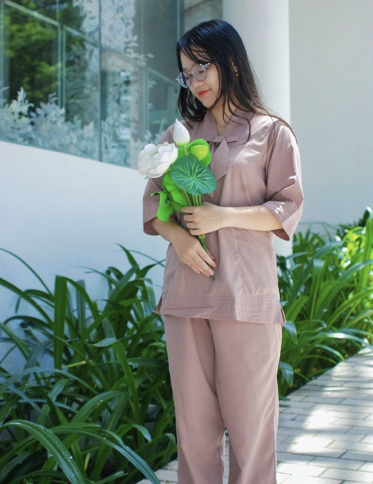 Kiểu Thiền nữ nơ