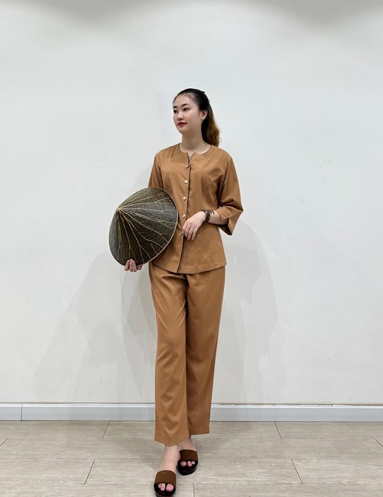 Linen Tuyết