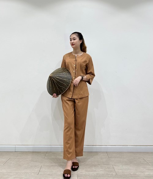 Linen Tuyết