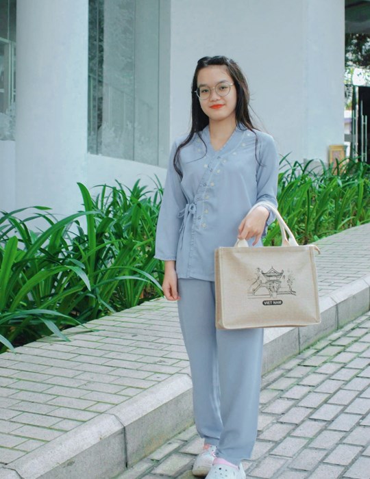 Thái thêu