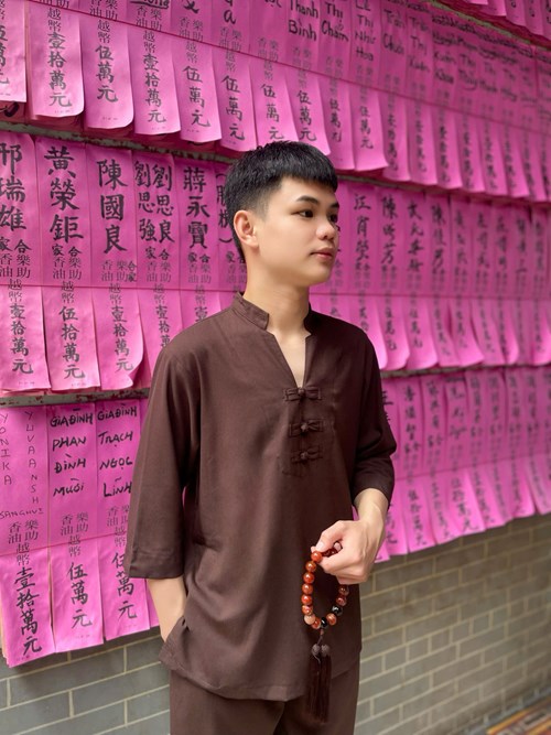 Xẻ trụ nam linen