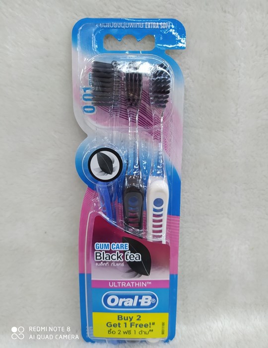 Bàn chải OralB trà đen