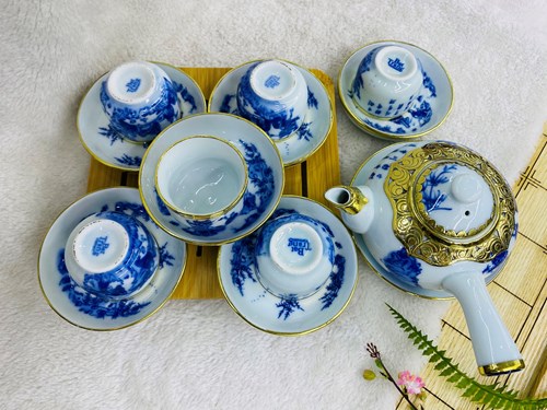 Bộ ấm chén ngang bọc đồng