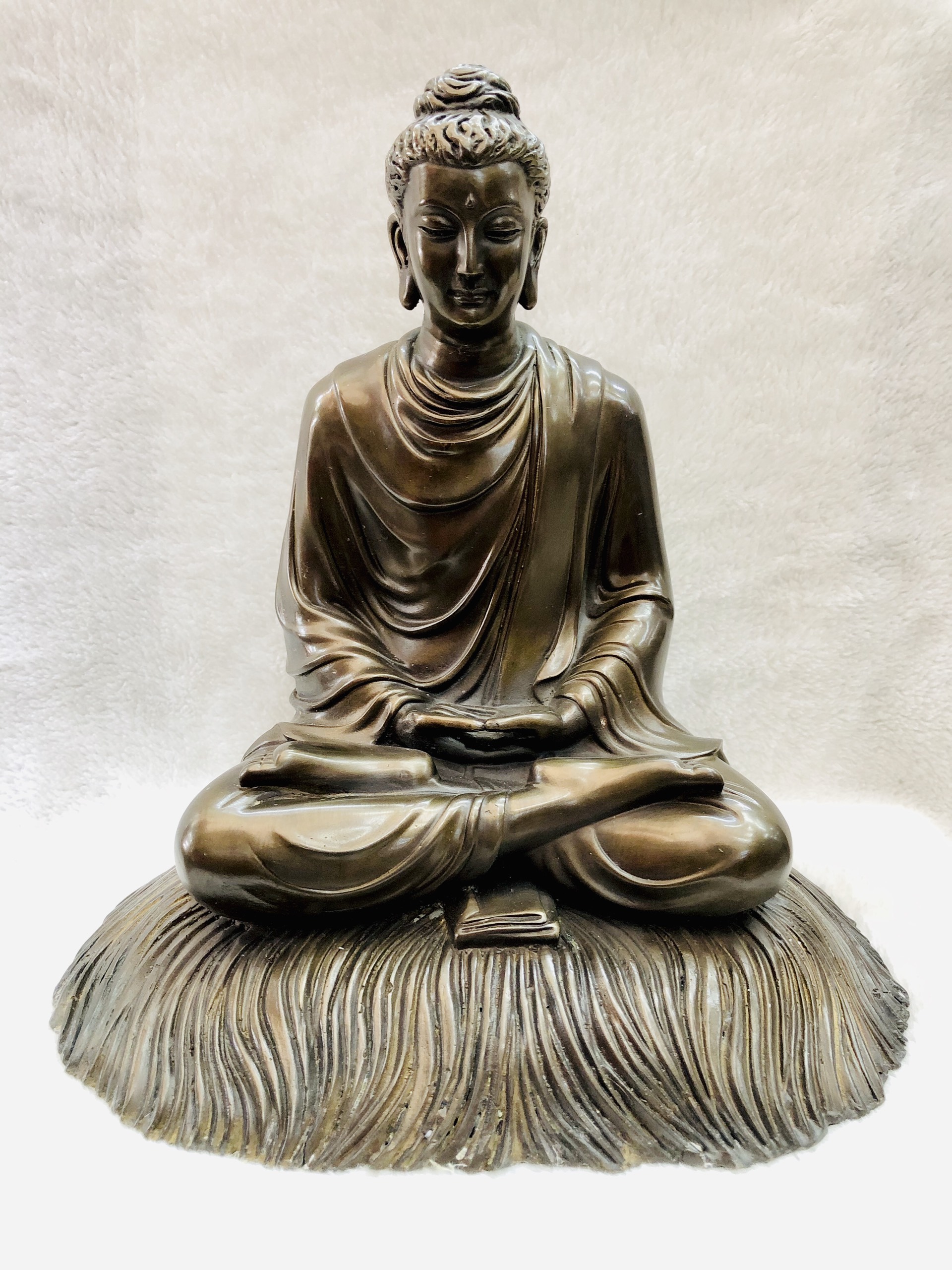 Bổn Sư Đồng Ngồi Cỏ 30cm