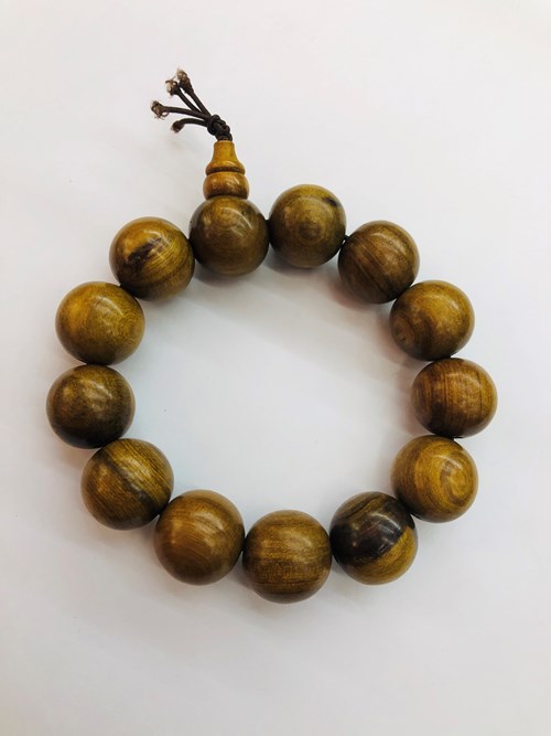 Chuỗi Gỗ Gù Hương 18li