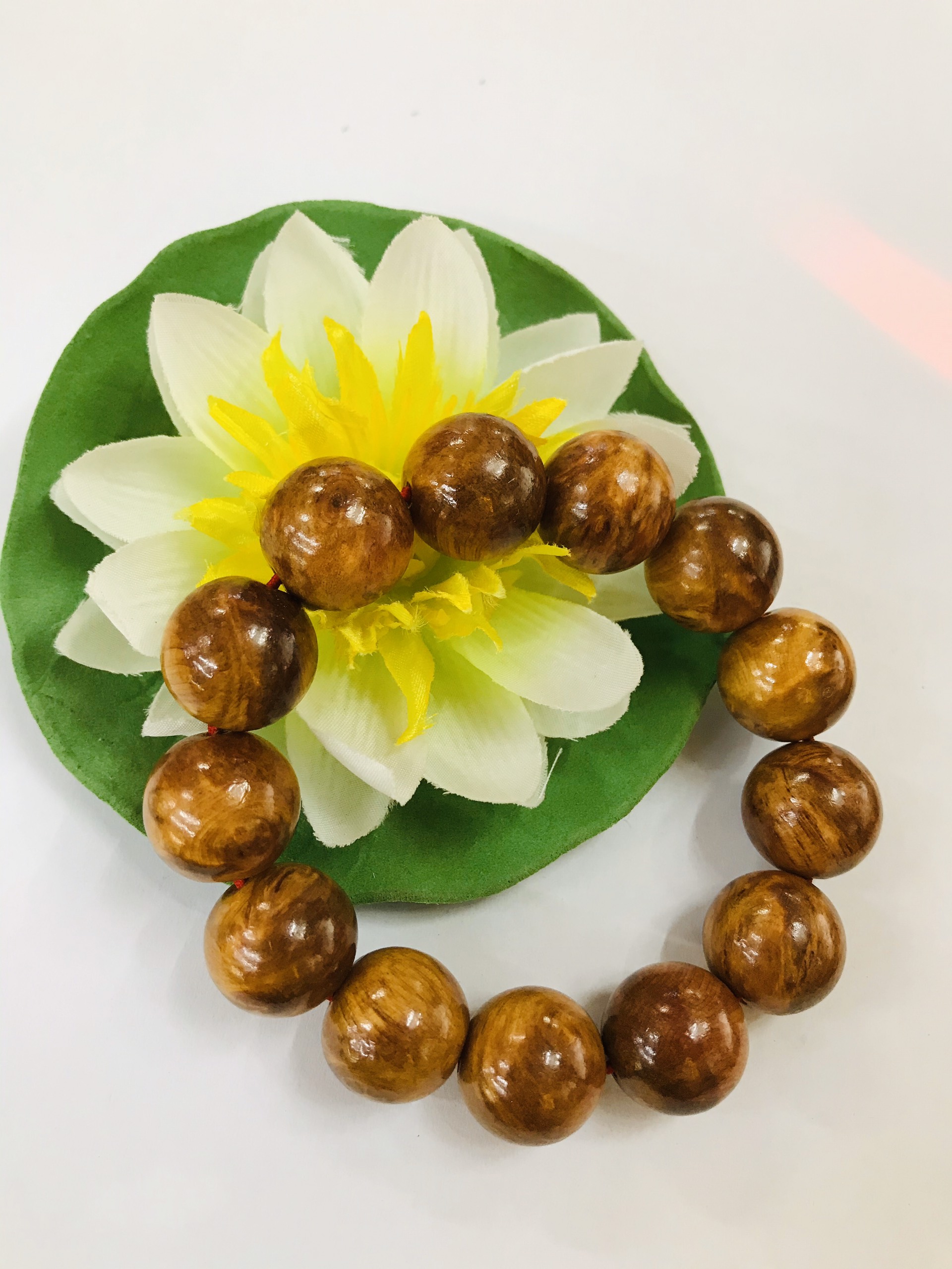 Chuỗi Huyết Long Nu 18li