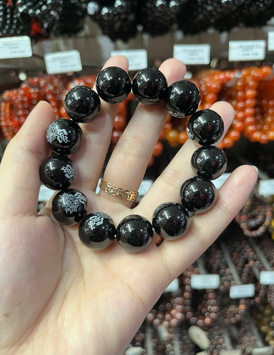 Chuỗi não sen đen 16 li