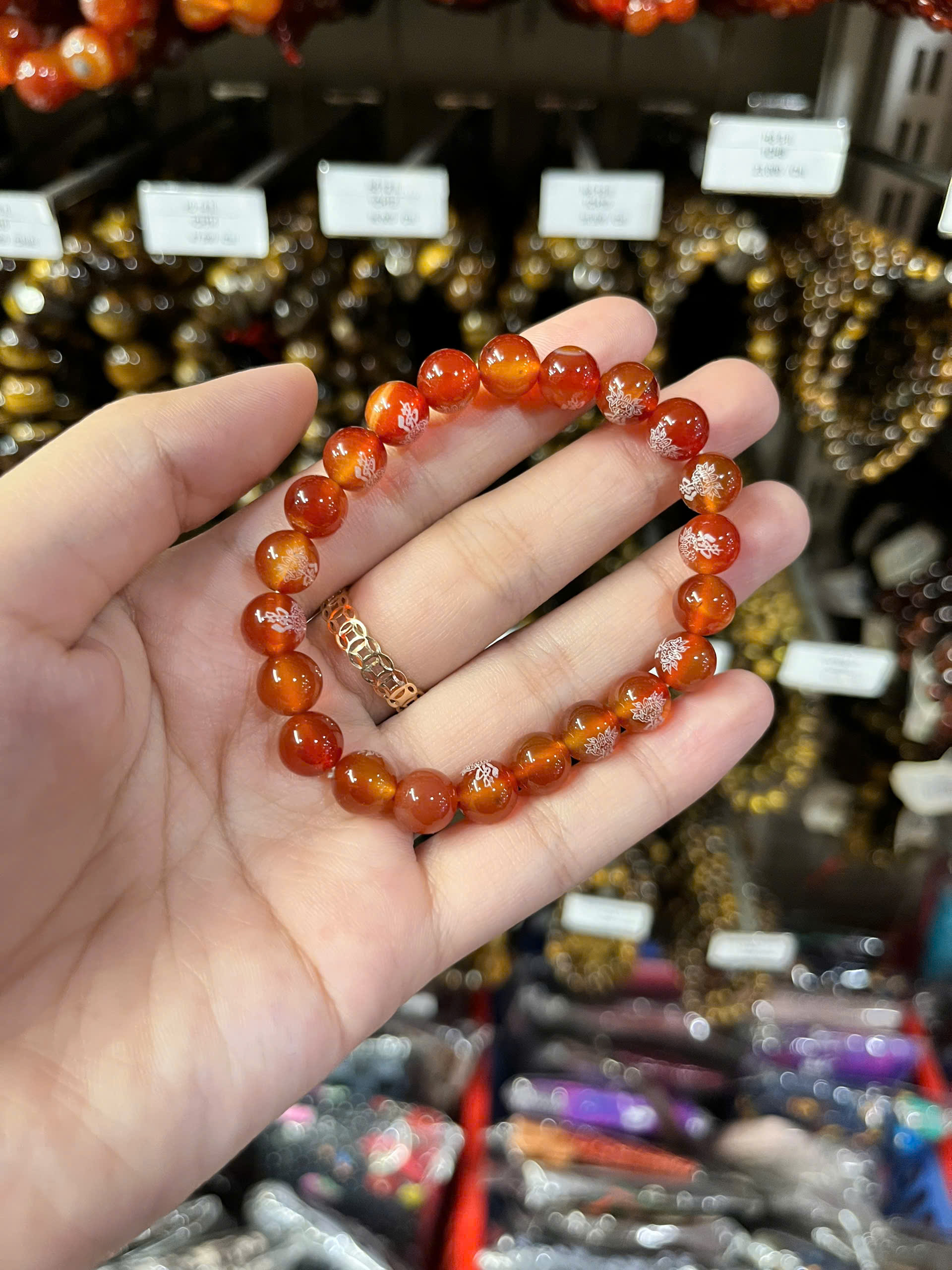 Chuỗi não sen đỏ 8 li
