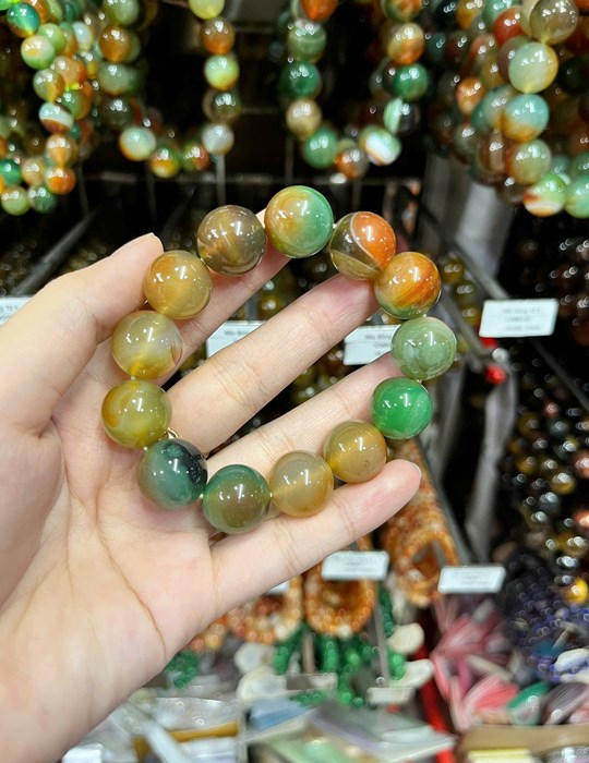 Chuỗi não tứ quý 16 li