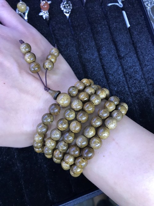 Cổ trầm gió 8 li 108 hạt