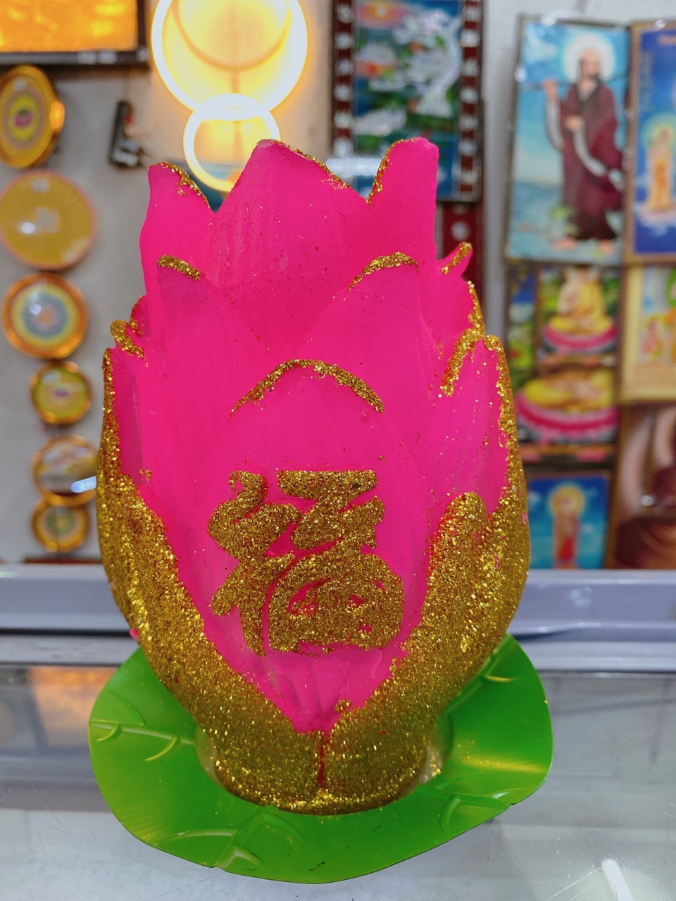 Đèn cầy bàn tay Phật lớn