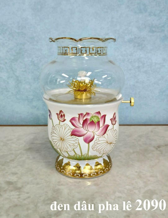 ĐÈN DẦU PHA LÊ 2090 LỚN