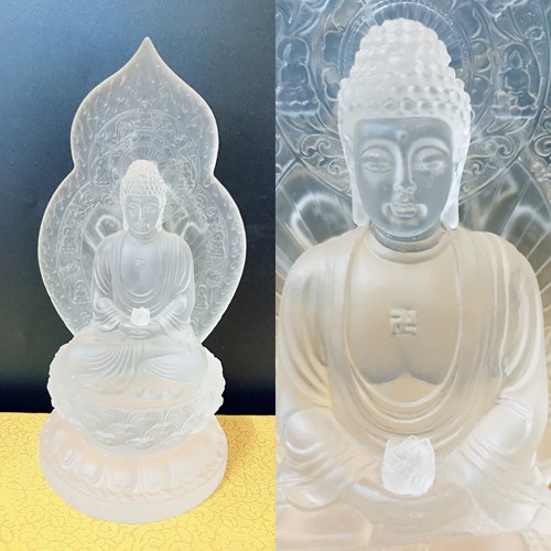 Di đà lá bồ đề trắng mờ
