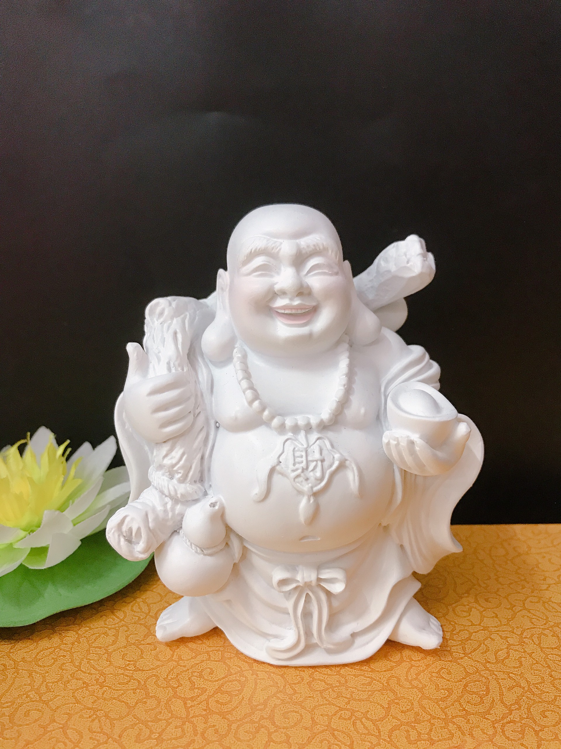 Di Lặc TR16