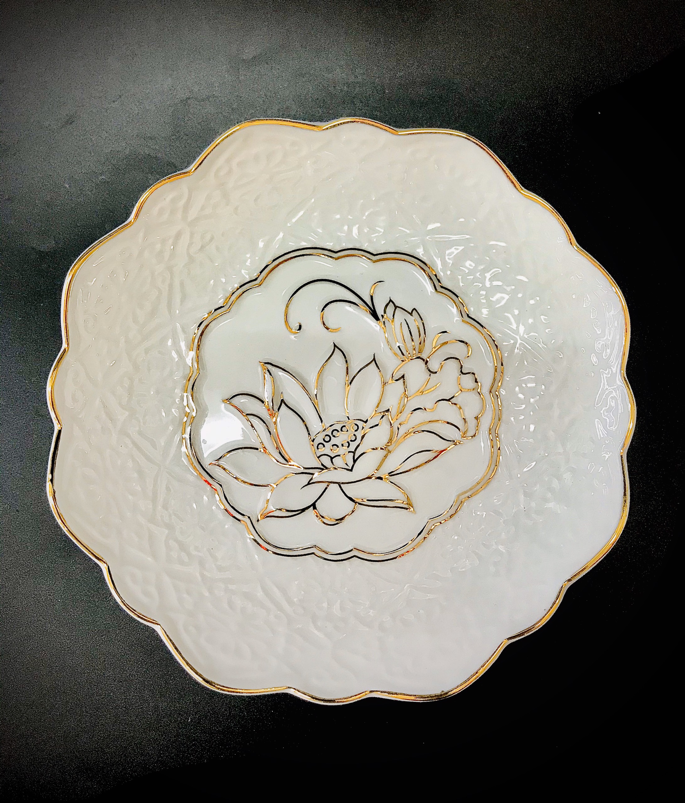 Dĩa Cao Cấp Trắng 9in