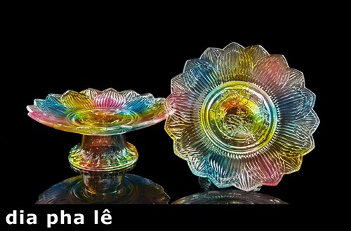 DĨA Pha Lê Màu 9in
