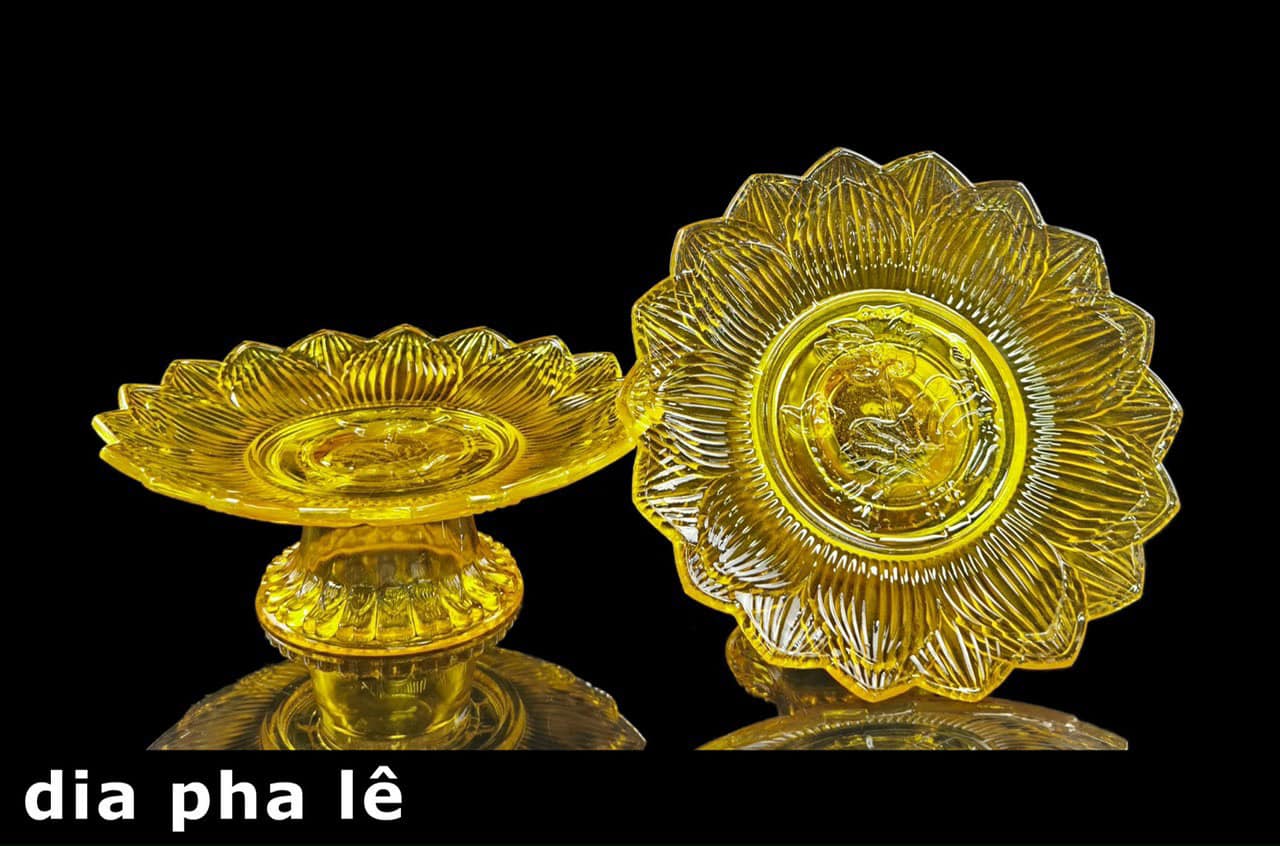 Dĩa Pha Lê Vàng 9in