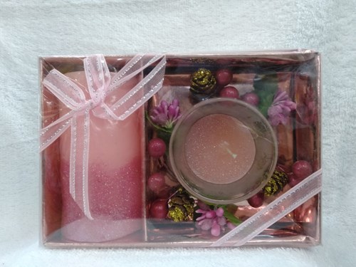 Hộp đèn cầy màu hồng 05