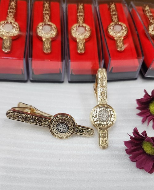 Kẹp y đẹp 2