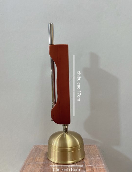 Khánh Tay Cầm Cây Lớn 