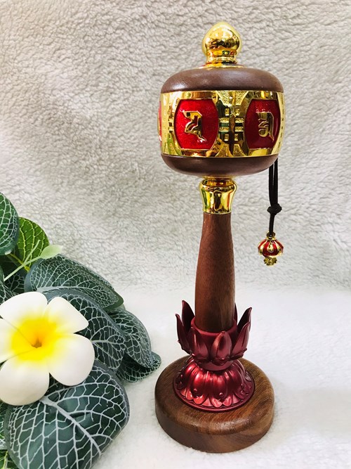 Kinh Luân Quay Tay Trung đỏ