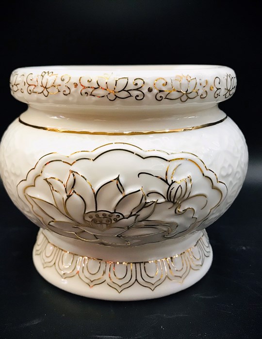 Lư cao cấp trắng 4in