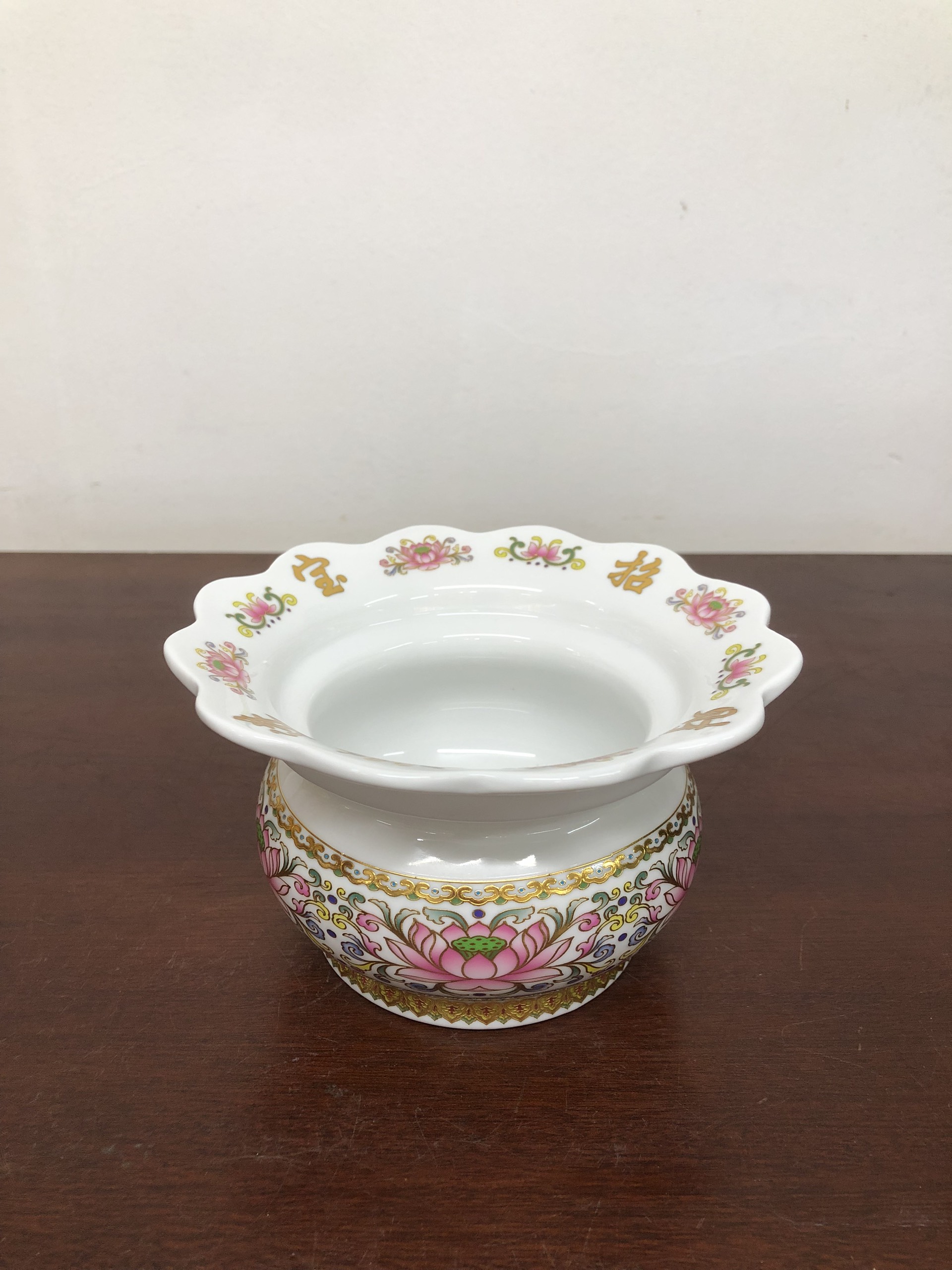 Lư hứng nhang 2018 6in