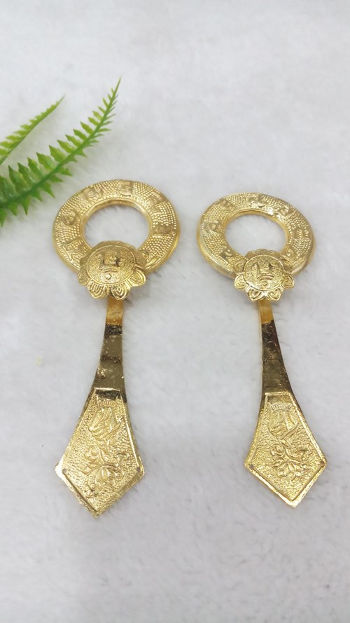 MÓC Y CHẠM VÀNG NHỎ