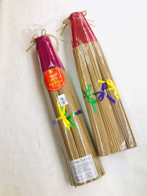 Trầm Thiên Ý Bó Đỏ 5 Tấc