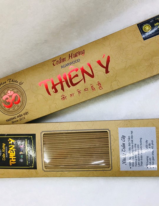 Trầm Thiên Ý Đen 4 Tấc