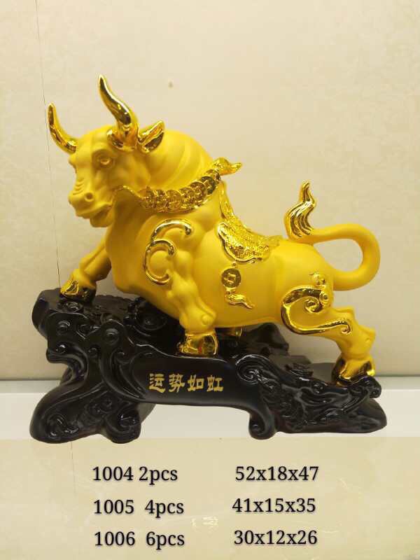 Trâu nhủ vàng đế gỗ 770