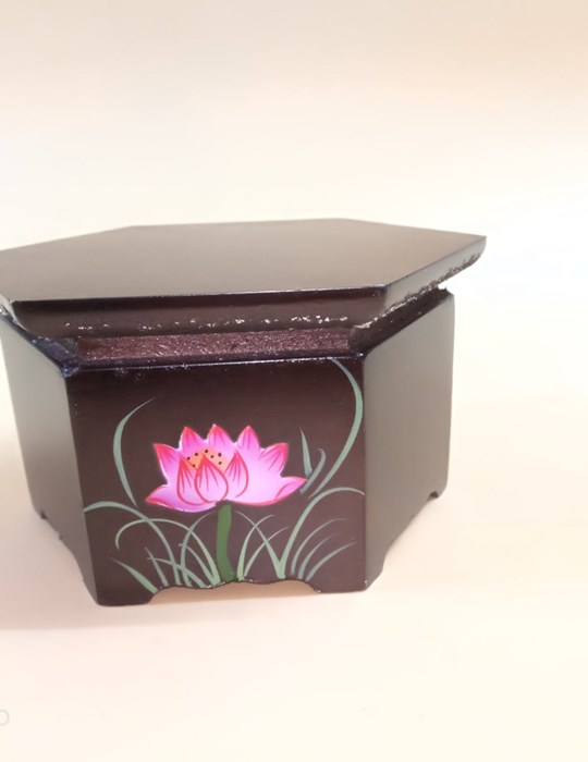 Đôn Gỗ Lục Giác trung 15cm
